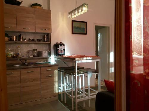 Koren Family Apartment