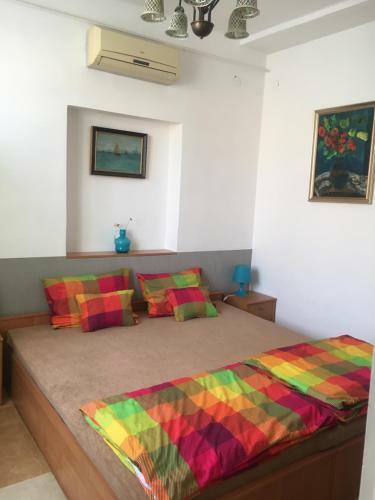 Koren Family Apartment