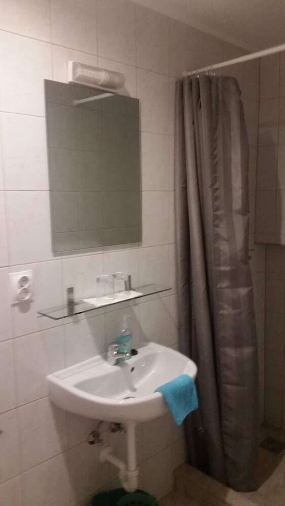 Hostal Omega Guesthouse Budapest