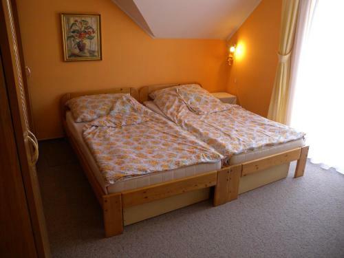 Apartment In Fonyod/balaton 35365