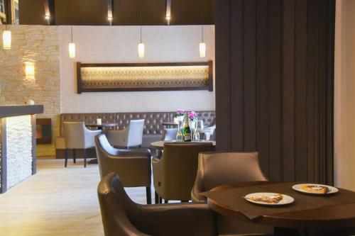 Hotel O�zis Wellness Panzio