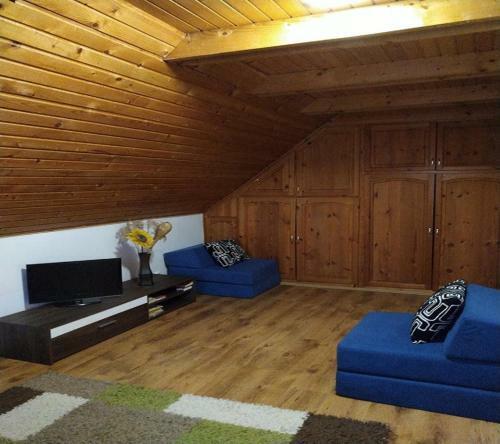 Hostal Erzs�bet Vend�gh�z �s Apartman