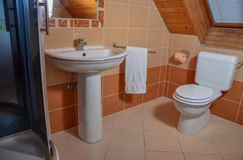 Hostal Erzs�bet Vend�gh�z �s Apartman