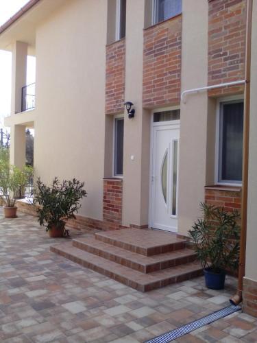 Imola �s Andrea Apartmanh�z 2