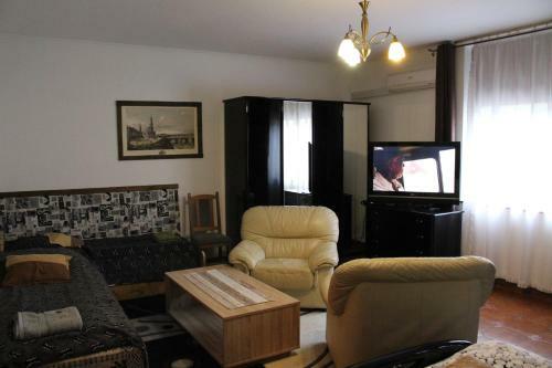 Hostal Tulip�n Vend�gh�z