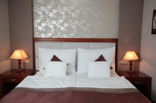 Colosseum Hotel