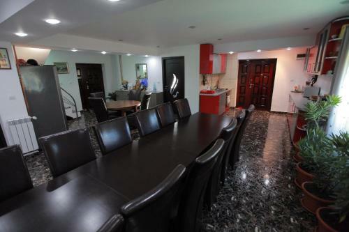 Hostal Pensiunea Lucian