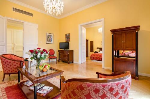 Castle Hotel Grof Degenfeld