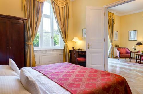 Castle Hotel Grof Degenfeld