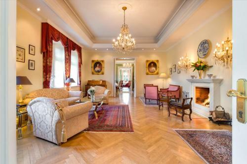 Castle Hotel Grof Degenfeld