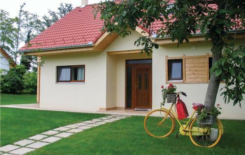 Two-bedroom Holiday Home In Szolad
