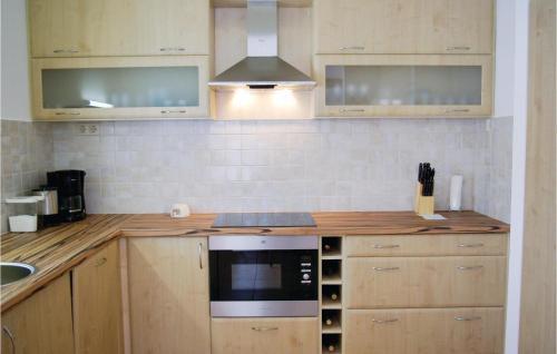 Two-bedroom Holiday Home In Szolad