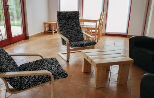 Two-bedroom Holiday Home In Szolad