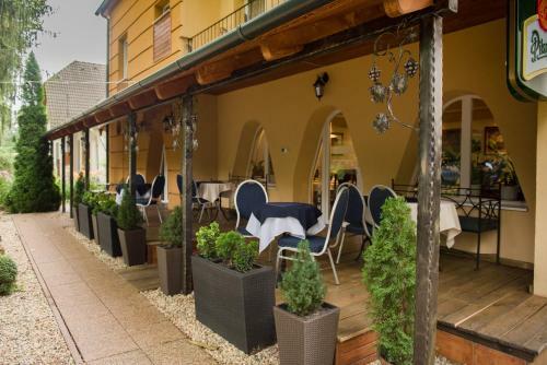 Hostal Ambr�zia Sz�ll�shely �s �tterem