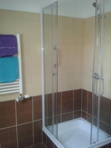 Hostal Hat�rmenti Vend�gh�z
