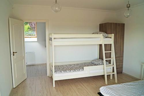 F�ge Apartman Balatonakarattya