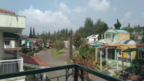 Zevannya Villa Little Victorian Kota Bunga