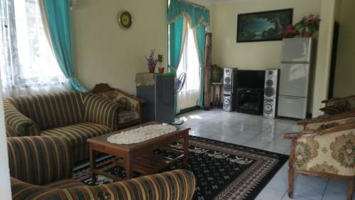 Zevannya Villa Little Victorian Kota Bunga