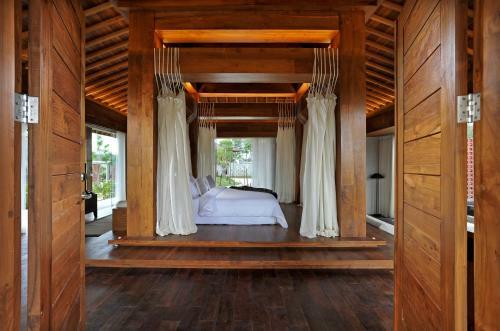 Villa Djoglo Luxury Bungalow