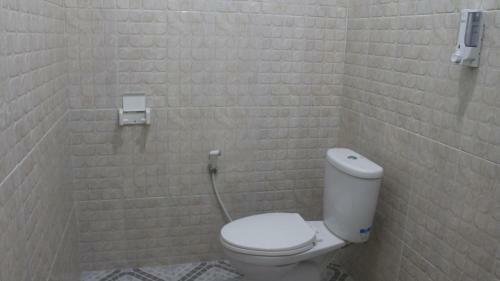 Hostal Arrys Watukarung Surfcamp