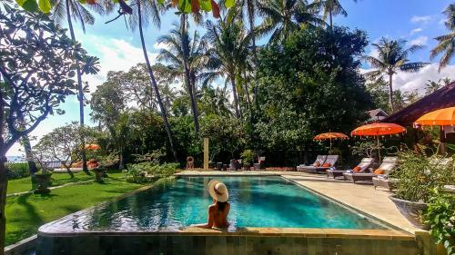 The Mahalani - All-inclusive Oceanfront Villa