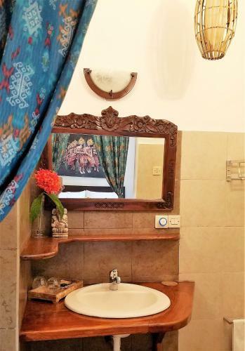 The Mahalani - All-inclusive Oceanfront Villa