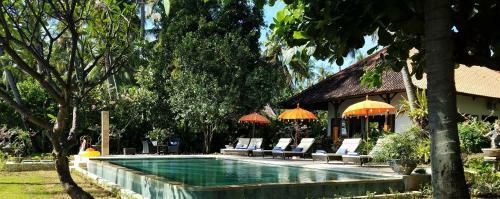 The Mahalani - All-inclusive Oceanfront Villa