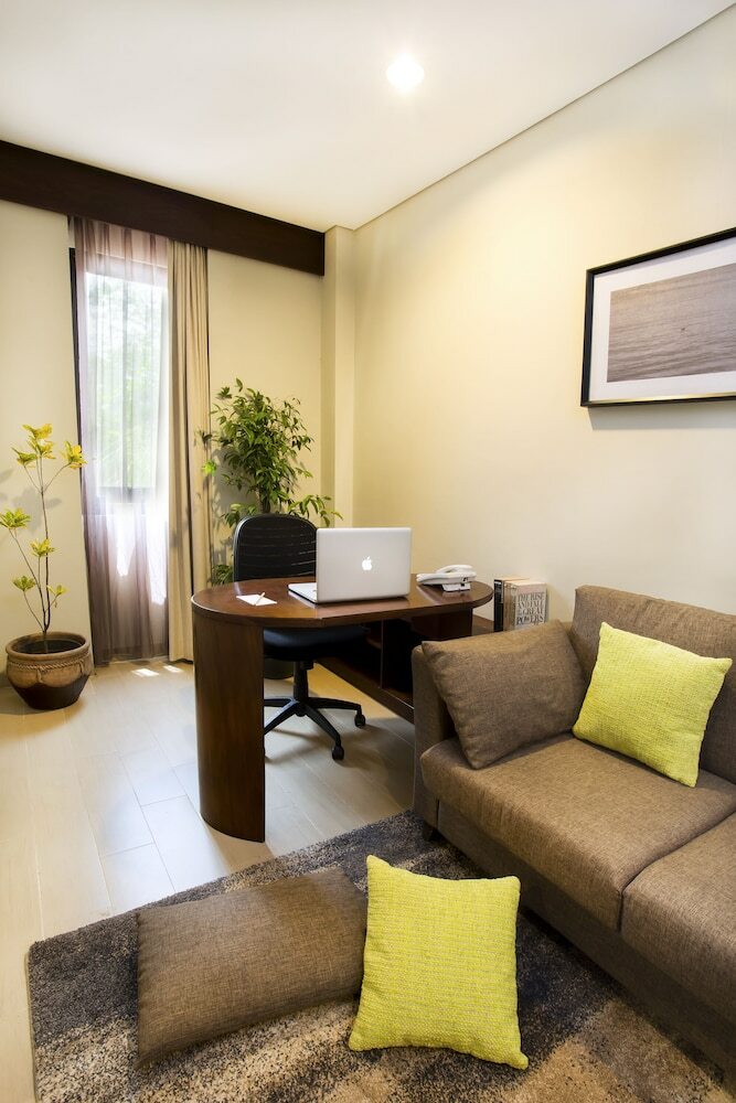 Primebiz Hotel Karawang