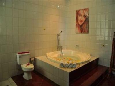 Hostal Raffles Holiday Hotel Yogyakarta