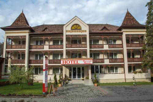 Hostal Hotel Muresul Health Spa