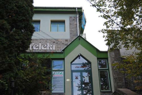 Hostel Teleki