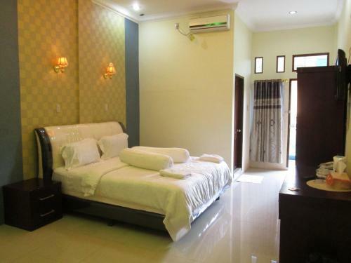 Permata Land Hotel & Resort