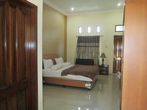 Permata Land Hotel & Resort
