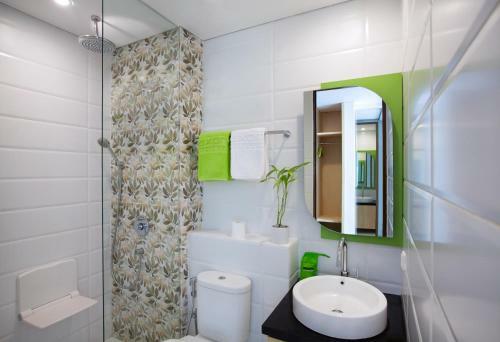 Hotel Maxonehotels At Belstar Belitung