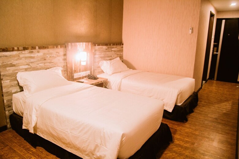 The Golden Bay Hotel Batam
