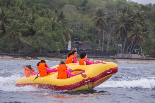 Caspla Beach Hotel Resto And Bar