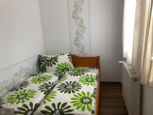 Hanga Guesthouse