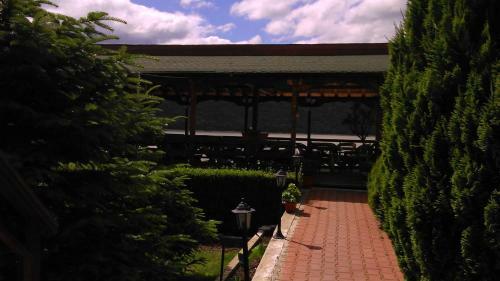 Hostal Pension La Ponton