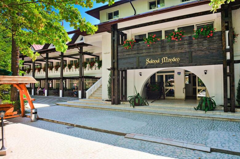 Hotel Cornul Vanatorului