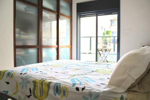 Apartamento Jabutinsky-hilton Beach-family