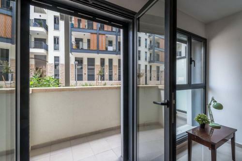 Apartamento Trust Inn - Jaffa Brand New Duplex Balcony&parking