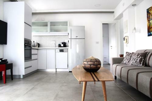 Apartamento Jean-jaur�s / Dizengoff 147 - 2 Bedrooms + Balcony