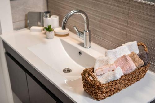 Apartamento Luxurious Flat In Residential Area