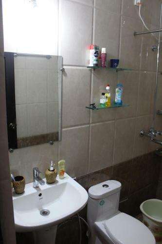 Apartamento 2br Riverview Holiday Home W/ Pool In North Goa - 1