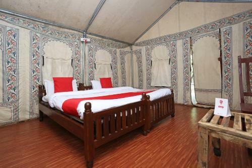 Oyo 10981 Hotel Jungle Camp