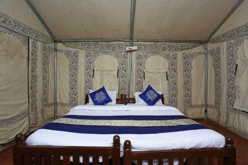 Oyo 10981 Hotel Jungle Camp