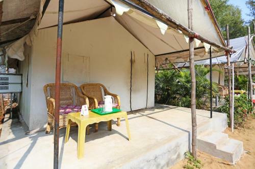 Oyo 10981 Hotel Jungle Camp