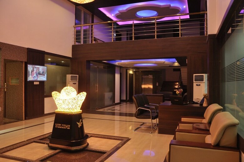 Hotel Clarks Inn Badami