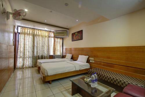 Bed & Breakfast Hotel Rajsangam International