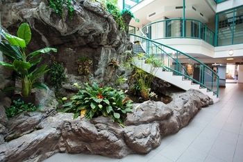 Hotel Grand Palais Beachside Resort